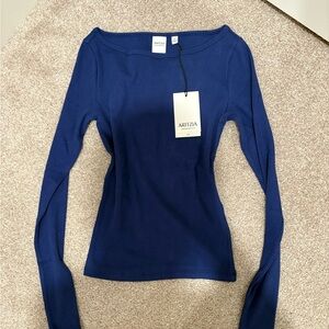 ❗️SOLD❗️NWT Aritzia homestretch boatneck long sleeve